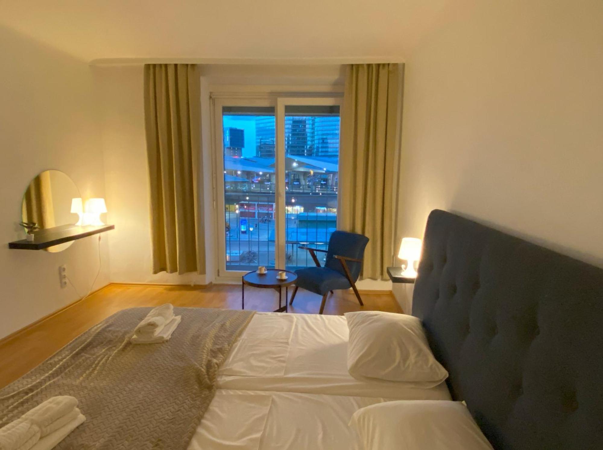Anzotika Central Apartment, Vienna Exterior photo